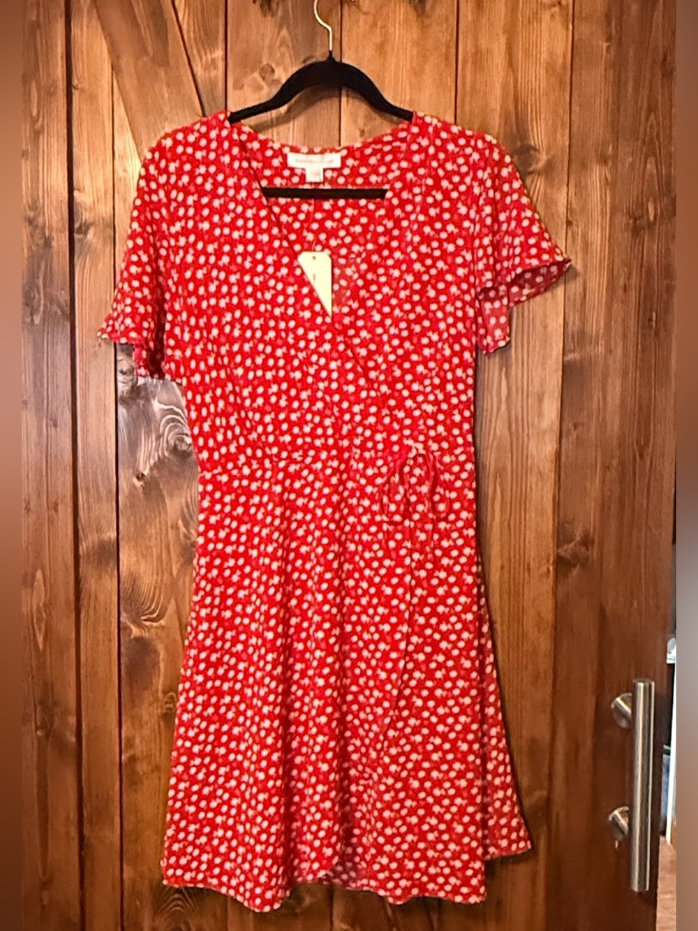 NWT Monteau Los Angeles Red Floral Faux Wrap Dress Flutter Sleeve Large